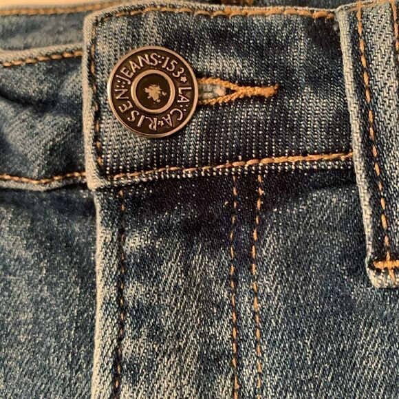 Raisen High Waisted Distressed Raw Hem Denim Shorts Size S - Picture 9 of 12